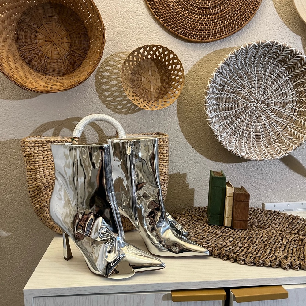 Sam Edelman Silver Heeled Boots New size 8